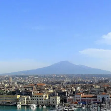 Attico Scogliera D'armisi 아파트 카타니아